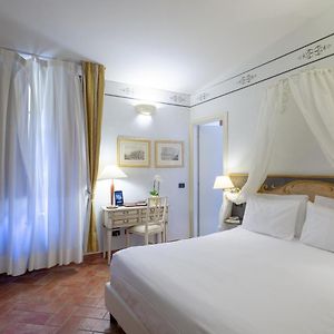 Kamer met een Queen Size Bed